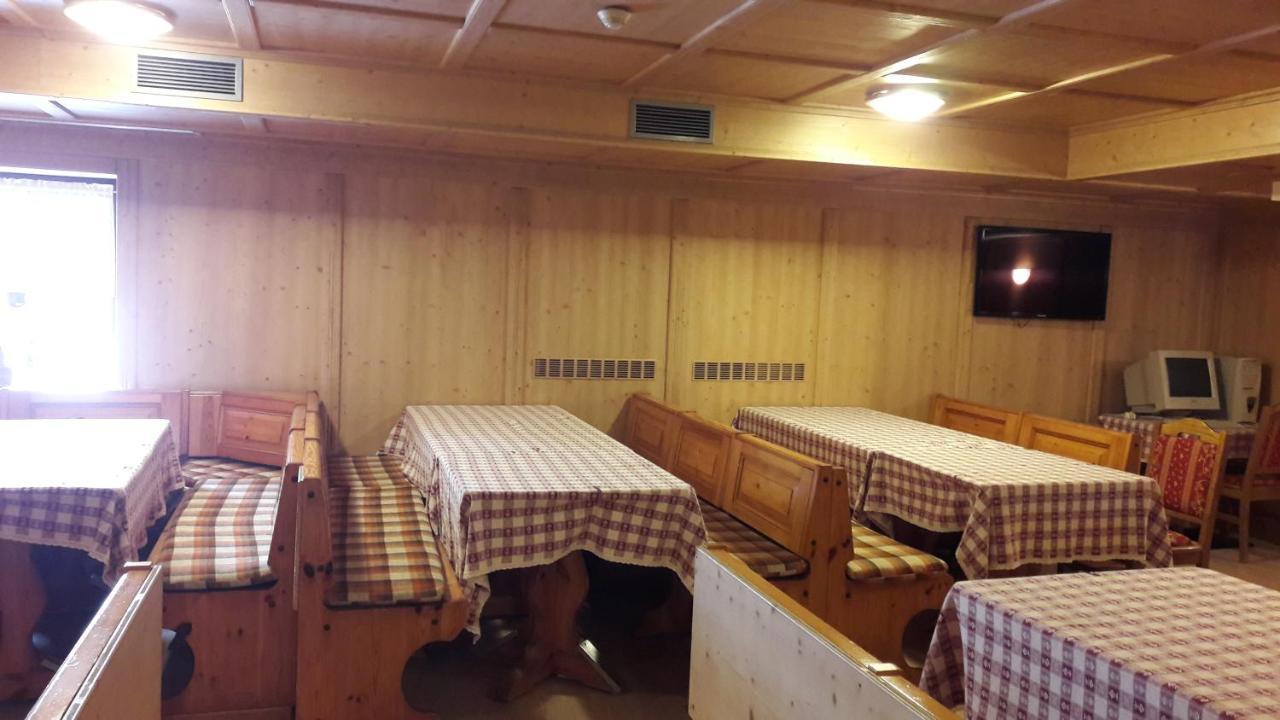 Hotel Edelweiss 파쏘델토날레 외부 사진