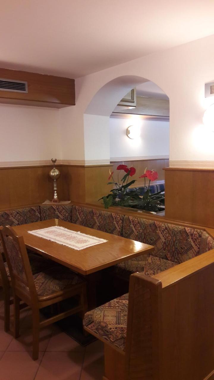 Hotel Edelweiss 파쏘델토날레 외부 사진